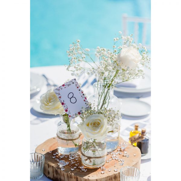 Rustic-Table-Arrangement
