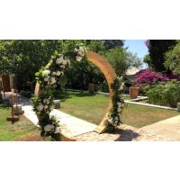 Round wooden arch