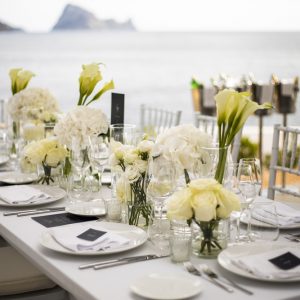 Table Decoration – long Tables 8 Guests